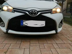 Weiß Gebraucht 2017 Toyota Yaris Kleinwagen | 11.850 € (Etwas zu teuer)