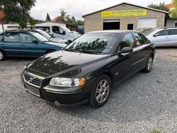 Grün Gebraucht 2006 Volvo S60 Limousine | 1.500 € (Fairer Preis)