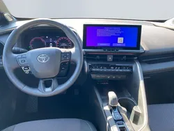 Grau Gebraucht 2024 Toyota C-HR Lounge SUV | 34.890 € (Fairer Preis)
