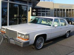 Weiß Gebraucht 1987 Cadillac Fleetwood Brougham Limousine | 15.900 €