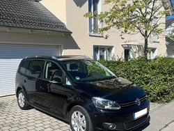 Schwarz Gebraucht 2013 VW Touran Edition Van / Kleinbus | 7.990 € (Guter Preis)