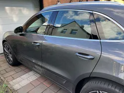 Grau Gebraucht 2014 Porsche Macan Turbo SUV | 37.600 €