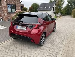 Rot Gebraucht 2021 Toyota Yaris Style Limousine | 19.900 € (Fairer Preis)