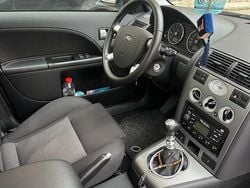 Silber Gebraucht 2002 Ford Mondeo Limousine | 2.999 € (Etwas zu teuer)