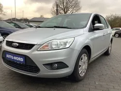 Silber Gebraucht 2010 Ford Focus Limousine | 3.990 € (Etwas zu teuer)