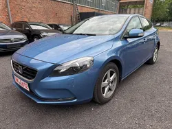 Blau Gebraucht 2015 Volvo V40 You! Kombi | 4.790 € (Etwas zu teuer)