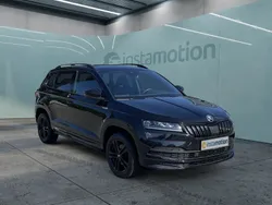 Schwarz Gebraucht 2022 Skoda Karoq SportLine SUV | 33.823 € (Etwas zu teuer)