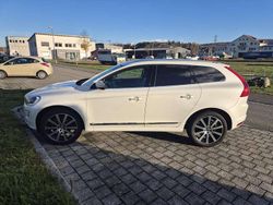 Weiß Gebraucht 2015 Volvo XC60 Linje Inscription SUV | 16.000 € (Guter Preis)
