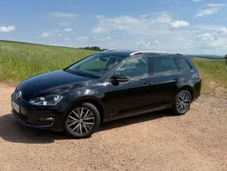 Schwarz Gebraucht 2016 VW Golf VII Allstar Kombi | 14.500 € (Fairer Preis)