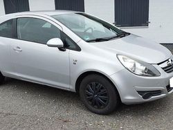 Silber Gebraucht 2010 Opel Corsa Kleinwagen | 2.000 € (Fairer Preis)