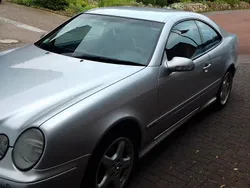 Silber Gebraucht 2003 Mercedes CLK230 Edition Coupé | 7.700 € (Etwas zu teuer)