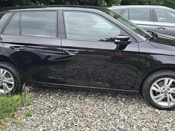 Schwarz Gebraucht 2020 Skoda Fabia Ambition Kombi | 11.290 € (Guter Preis)