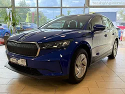 Blau Gebraucht 2023 Skoda Enyaq iV Loft SUV | 21.900 € (Superpreis)