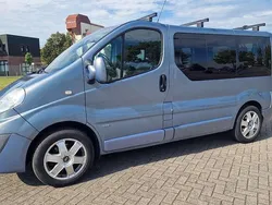 Blau Gebraucht 2011 Opel Vivaro Cosmo Van | 13.990 € (Fairer Preis)