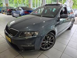 Grau Gebraucht 2015 Skoda Octavia RS Kombi | 14.690 € (Guter Preis)