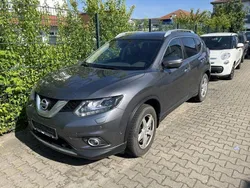 Grau Gebraucht 2017 Nissan X-Trail 360º SUV | 13.900 € (Fairer Preis)