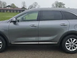 Grau Gebraucht 2016 Kia Sorento Vision SUV | 12.500 € (Guter Preis)