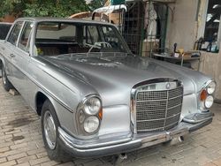 Silber Gebraucht 1971 Mercedes 280 SE Limousine | 9.000 €