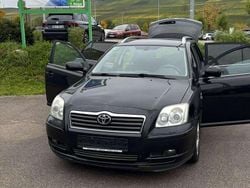 Schwarz Gebraucht 2006 Toyota Avensis Sol Kombi | 1.700 € (Guter Preis)