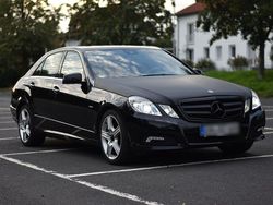 Schwarz Gebraucht 2009 Mercedes E350 Avantgarde Limousine | 10.100 € (Guter Preis)