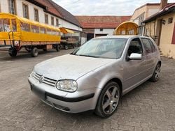Silber Gebraucht 2003 VW Golf IV Limousine | 2.490 € (Fairer Preis)