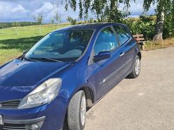 Blau Gebraucht 2006 Renault Clio III Dynamique Kleinwagen | 2.199 € (Guter Preis)