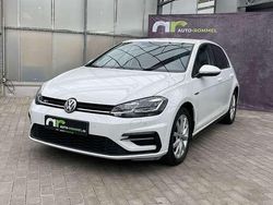 Weiß Gebraucht 2019 VW Golf VII Highline | 21.700 € (Etwas zu teuer)