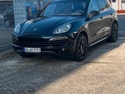 Schwarz Gebraucht 2013 Porsche Cayenne S SUV | 22.000 € (Fairer Preis)