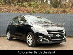 Schwarz Gebraucht 2016 Peugeot 208 Active Kleinwagen | 5.499 € (Fairer Preis)