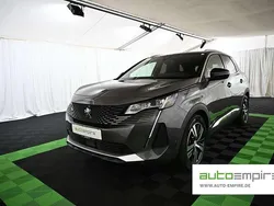 Platinum grau Gebraucht 2023 Peugeot 3008 GT SUV | 29.990 € (Fairer Preis)