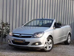 Starsilber iii m2 Gebraucht 2007 Opel Astra Cabriolet Edition Cabrio | 4.450 € (Etwas zu teuer)