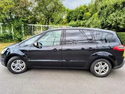 Schwarz Gebraucht 2011 Ford S-MAX Business Edition Van / Kleinbus | 5.775 € (Guter Preis)