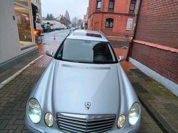 Silber Gebraucht 2008 Mercedes E200 Avantgarde Kombi | 3.900 € (Fairer Preis)