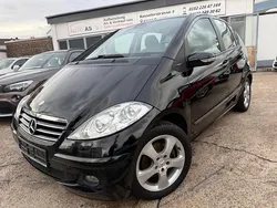 Schwarz Gebraucht 2004 Mercedes A170 Avantgarde Limousine | 2.790 € (Etwas zu teuer)