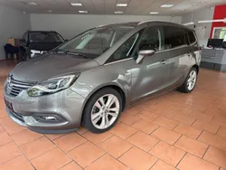 Grau Gebraucht 2018 Opel Zafira Innovation Van / Kleinbus | 18.200 € (Etwas zu teuer)