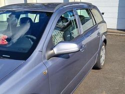 Silber Gebraucht 2005 Opel Astra Kombi | 1.400 € (Fairer Preis)