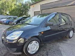 Schwarz Gebraucht 2005 Ford Fiesta Basis Kleinwagen | 1.990 € (Fairer Preis)