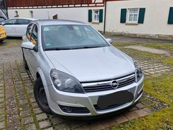 Silber Gebraucht 2004 Opel Astra Limousine | 2.400 € (Fairer Preis)
