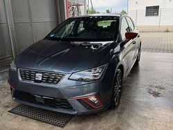 Grau Gebraucht 2018 Seat Ibiza Beats Kleinwagen | 12.800 € (Etwas zu teuer)
