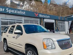 Beige Gebraucht 2009 GMC Yukon SUV | 13.000 €