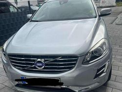 Grau Gebraucht 2016 Volvo XC60 Summum SUV | 18.700 € (Fairer Preis)