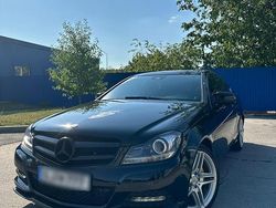 Schwarz Gebraucht 2011 Mercedes C63 AMG Coupé | 7.600 €