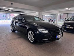 Schwarz Gebraucht 2013 Mercedes CLS350 Shooting Brake AMG Kombi | 21.590 € (Teuer)