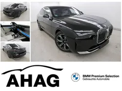 Beige Gebraucht 2024 BMW 740 Sport Line Limousine | 104.840 € (Etwas zu teuer)