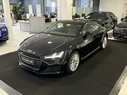 Mythosschwarz metallic Gebraucht 2015 Audi TT Ambiente Coupé | 19.900 € (Guter Preis)