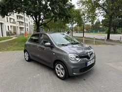 Grau Gebraucht 2021 Renault Twingo LIMITED Kleinwagen | 8.900 € (Guter Preis)