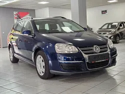 Blau Gebraucht 2009 VW Golf VI Comfortline Kombi | 5.900 € (Etwas zu teuer)