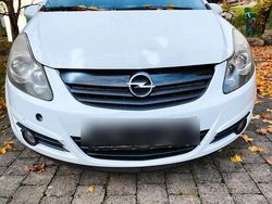 Weiß Gebraucht 2009 Opel Corsa Kleinwagen | 2.450 € (Fairer Preis)