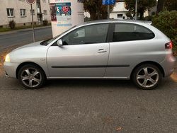 Silber Gebraucht 2008 Seat Ibiza Limousine | 750 €