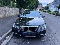 Schwarz Gebraucht 2010 Mercedes E220 Kombi | 9.000 € (Fairer Preis)